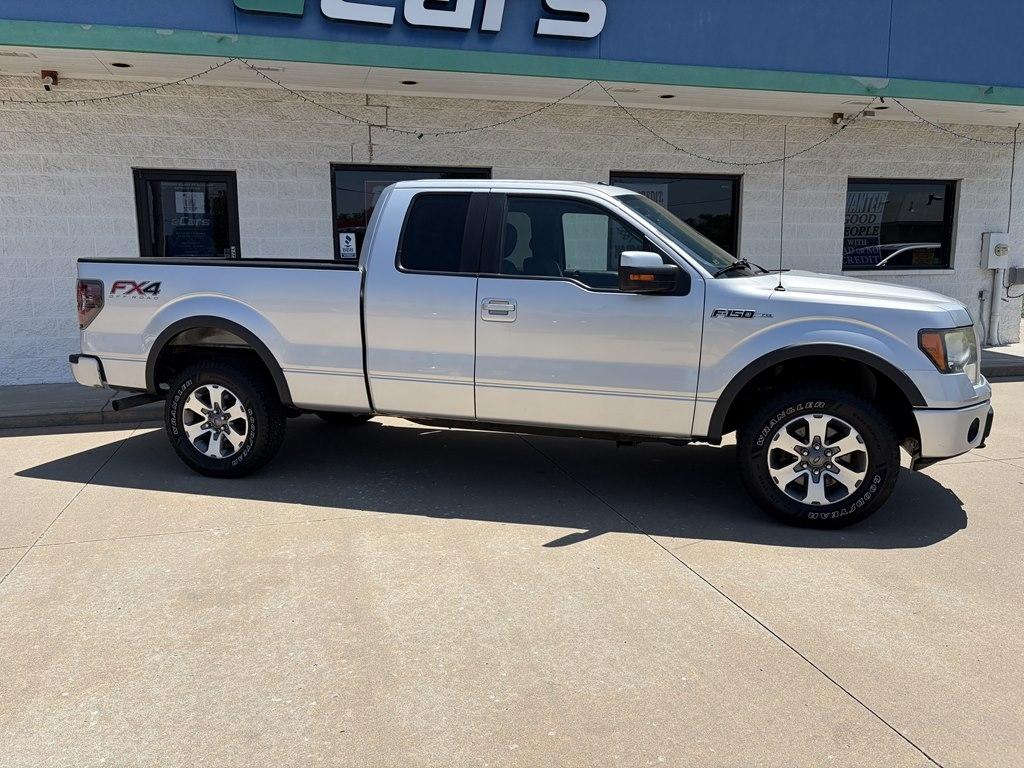Ford F-150 4WD SuperCab 163" XL 2014