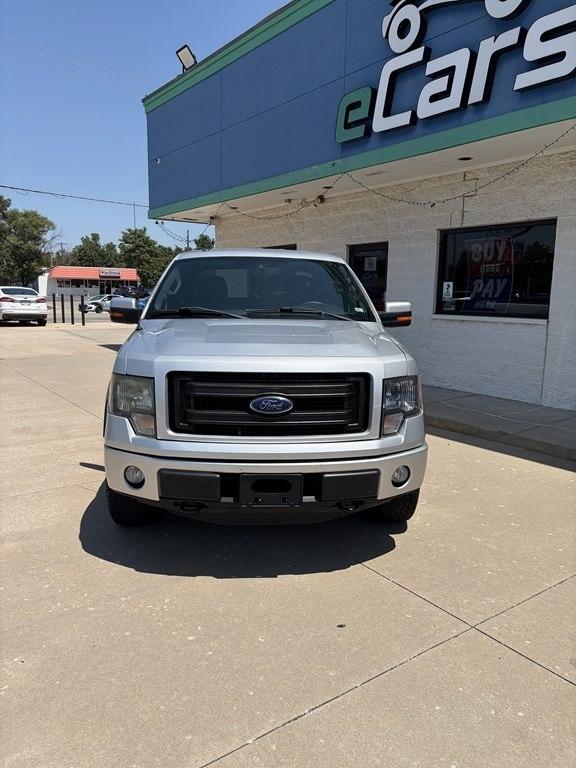 Ford F-150 4WD SuperCab 163" XL 2014