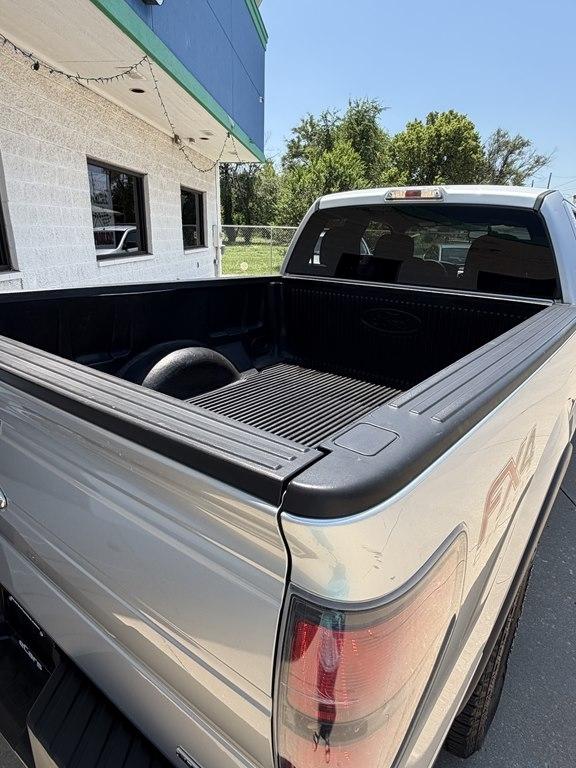 Ford F-150 4WD SuperCab 163" XL 2014