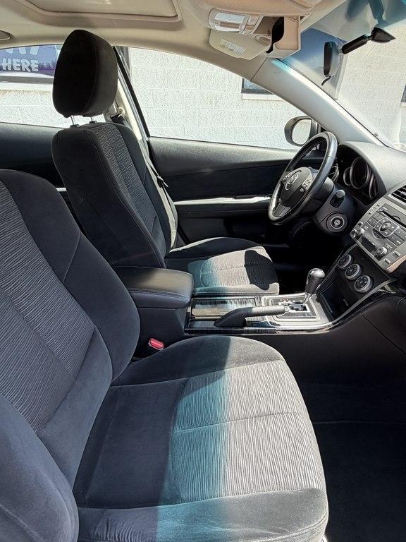 Mazda MAZDA6 4dr Sdn Auto i Touring Plus 2010