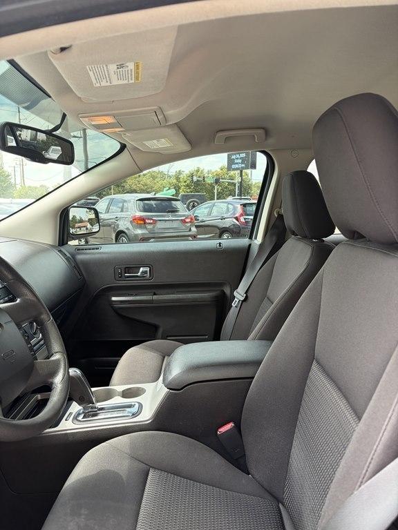 Ford Edge 4dr SE FWD 2010