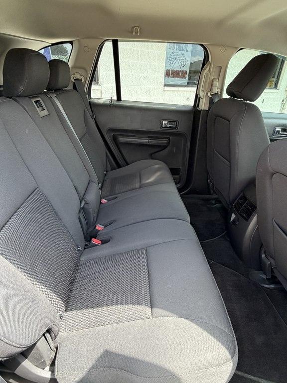 Ford Edge 4dr SE FWD 2010