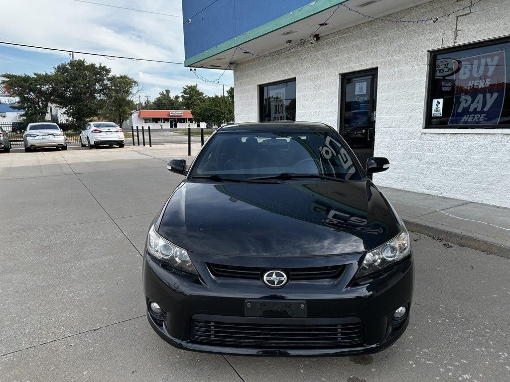 Scion tC 2dr HB Man (Natl) 2013