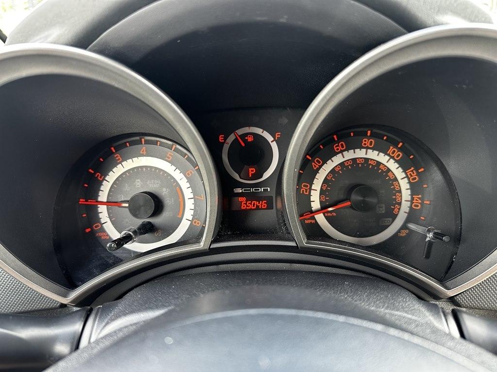 Scion tC 2dr HB Man (Natl) 2013