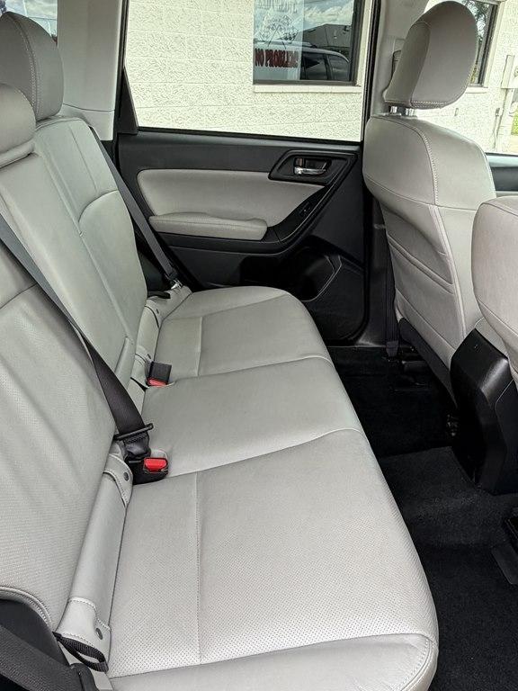 Subaru Forester 4dr Auto 2.5i Limited PZEV 2014