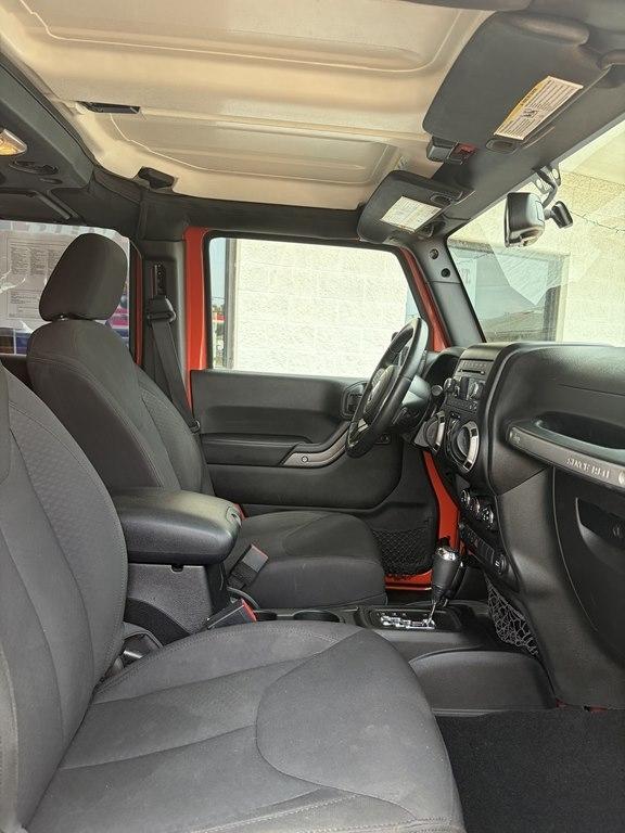 Jeep Wrangler Unlimited 4WD 4dr Sport 2015
