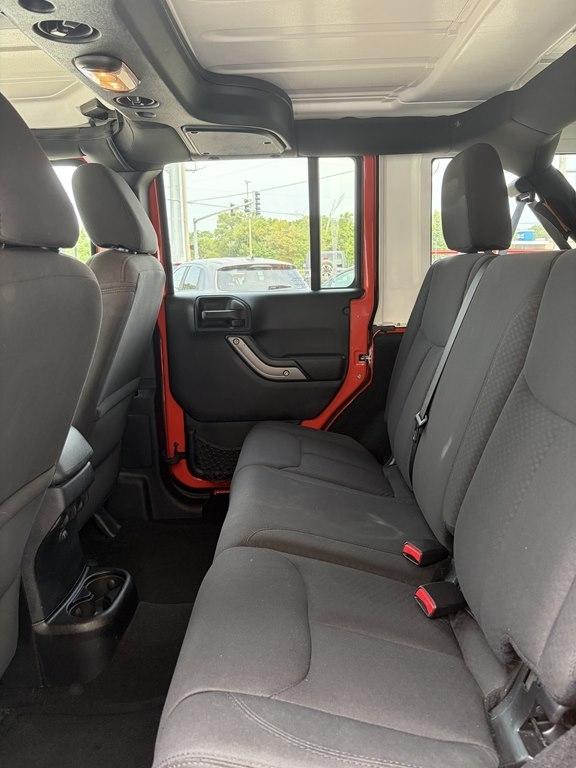 Jeep Wrangler Unlimited 4WD 4dr Sport 2015