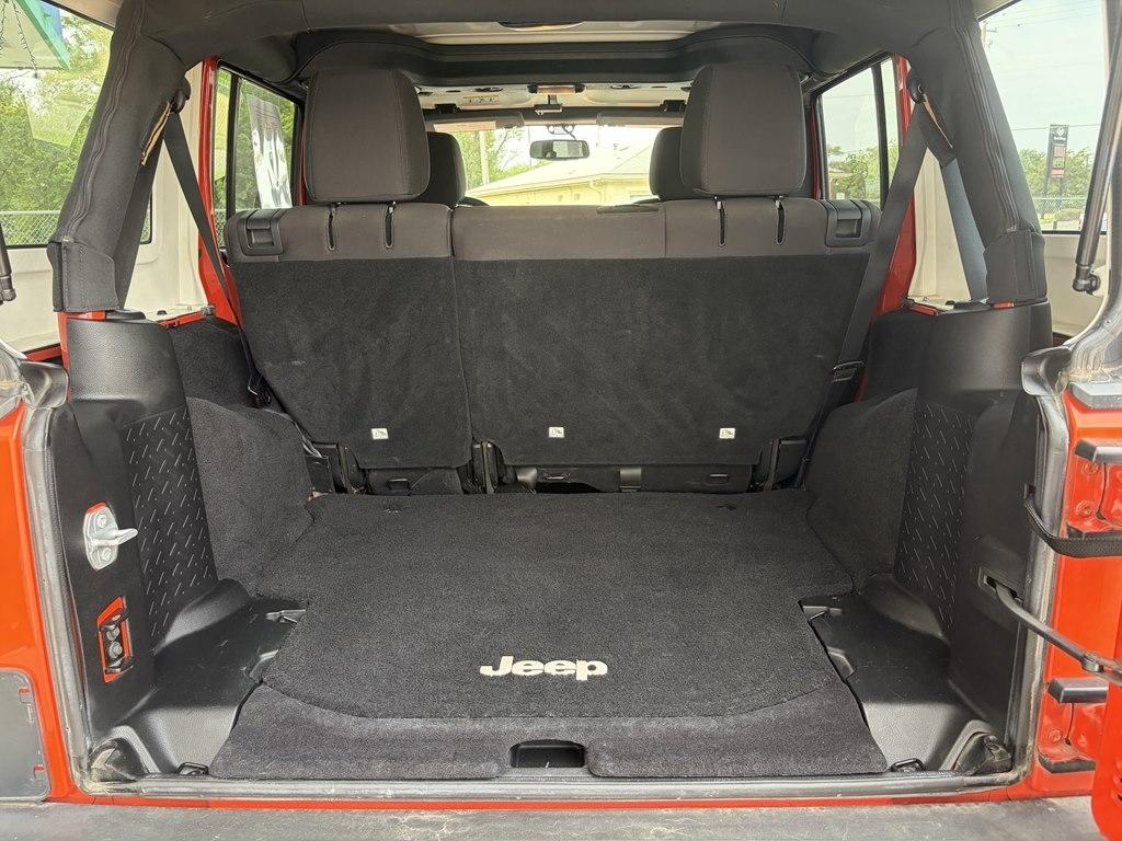 Jeep Wrangler Unlimited 4WD 4dr Sport 2015