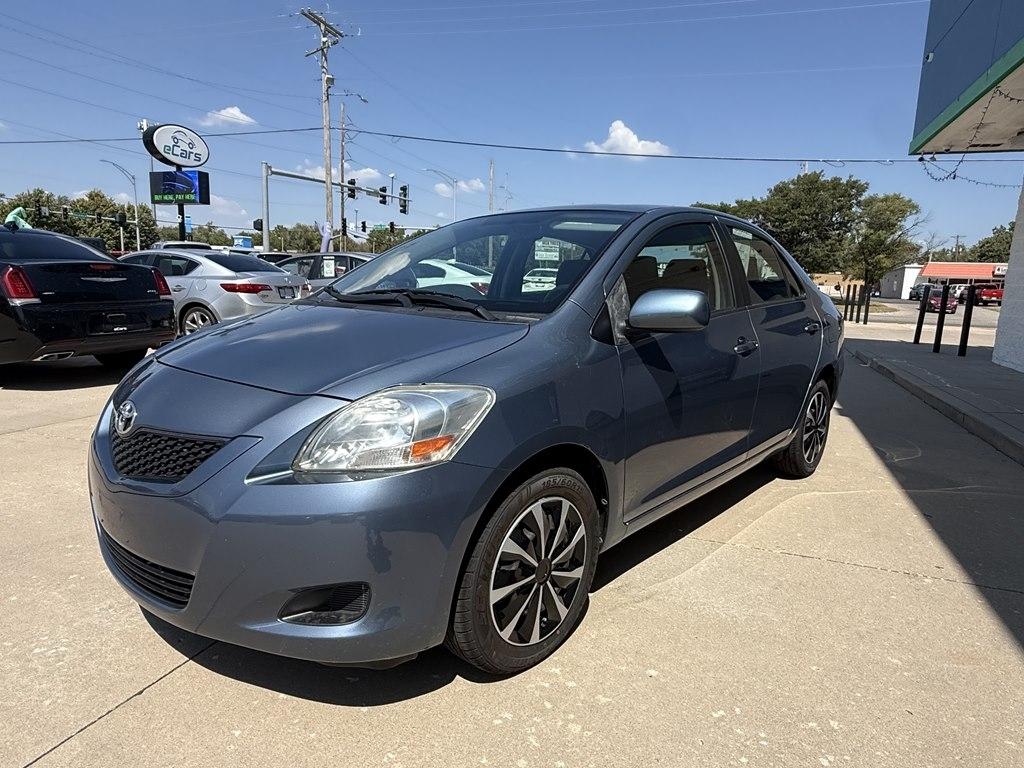 Toyota Yaris 4dr Sdn Auto (Natl) 2012
