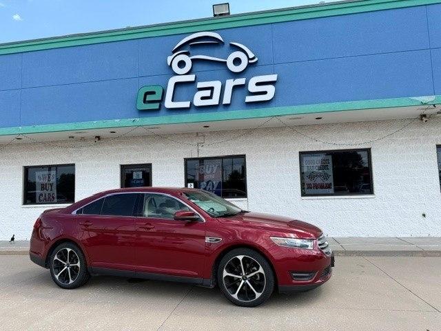 2016 Ford Taurus 4dr Sdn SEL FWD