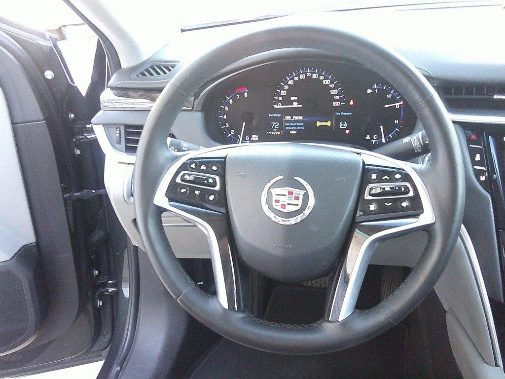 Cadillac XTS 4dr Sdn Luxury AWD 2013