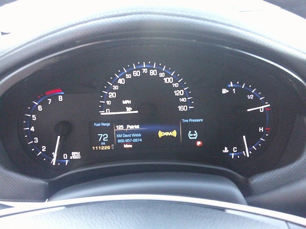 Cadillac XTS 4dr Sdn Luxury AWD 2013