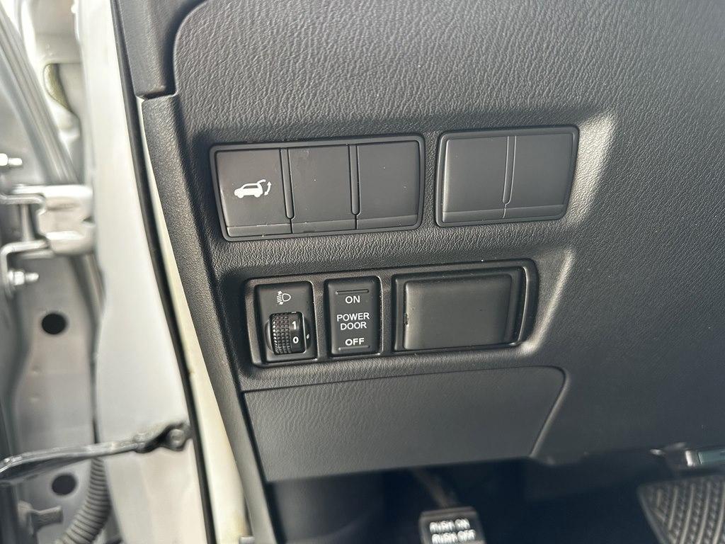Nissan Armada 4x2 SV 2018