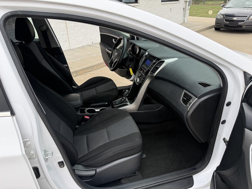 Hyundai Elantra GT 5dr HB Auto 2016