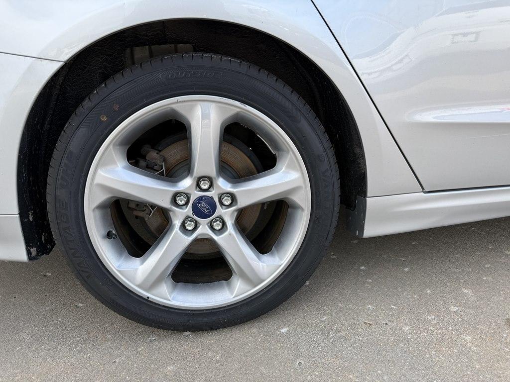 Ford Fusion 4dr Sdn S FWD 2016