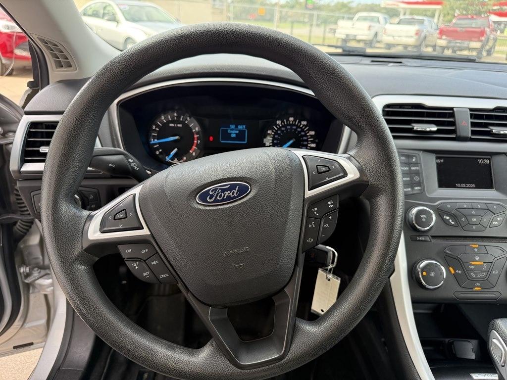 Ford Fusion 4dr Sdn S FWD 2016