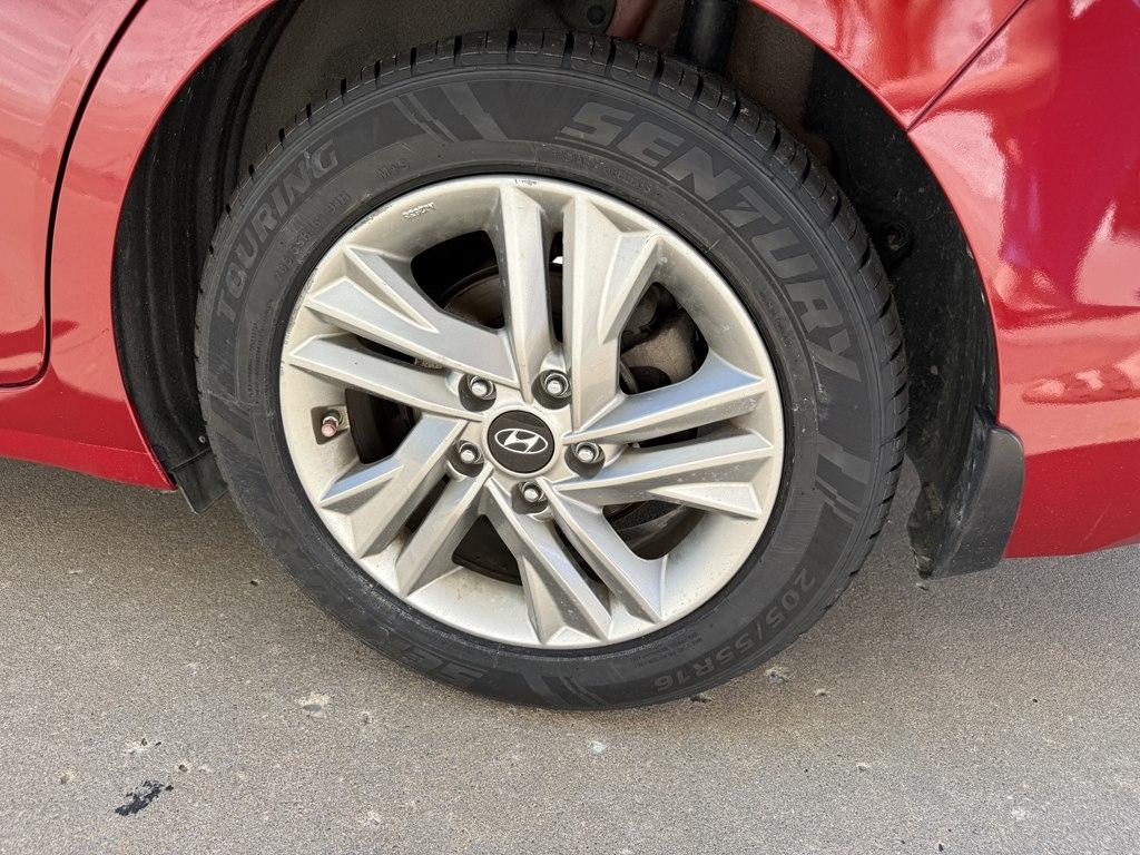 Hyundai Elantra Value Edition IVT 2020
