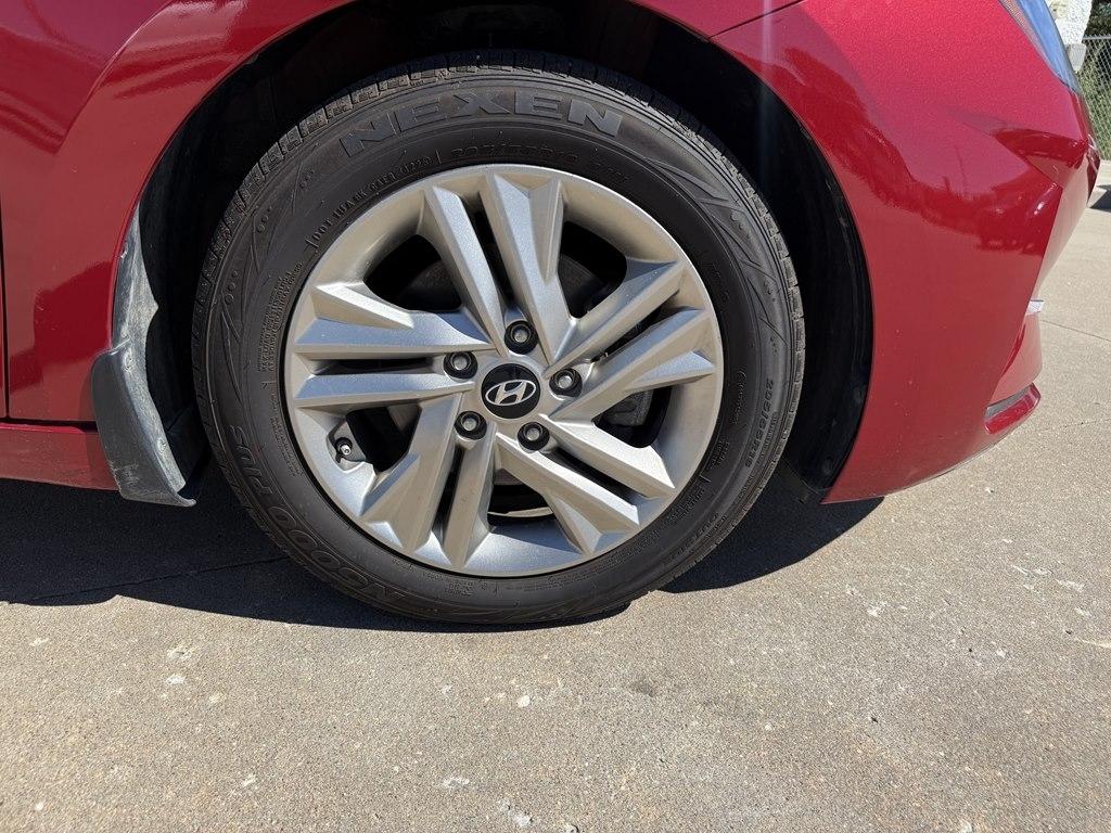 Hyundai Elantra Value Edition IVT 2020