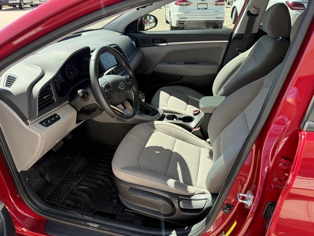 Hyundai Elantra Value Edition IVT 2020