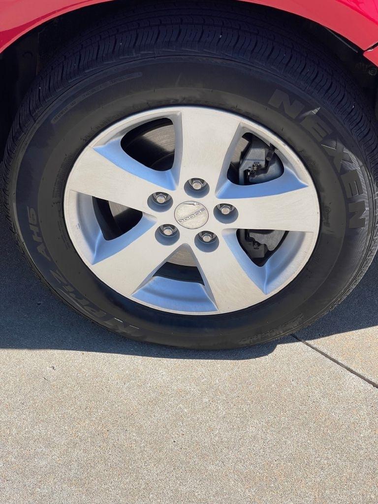 Dodge Journey FWD 4dr SXT 2012