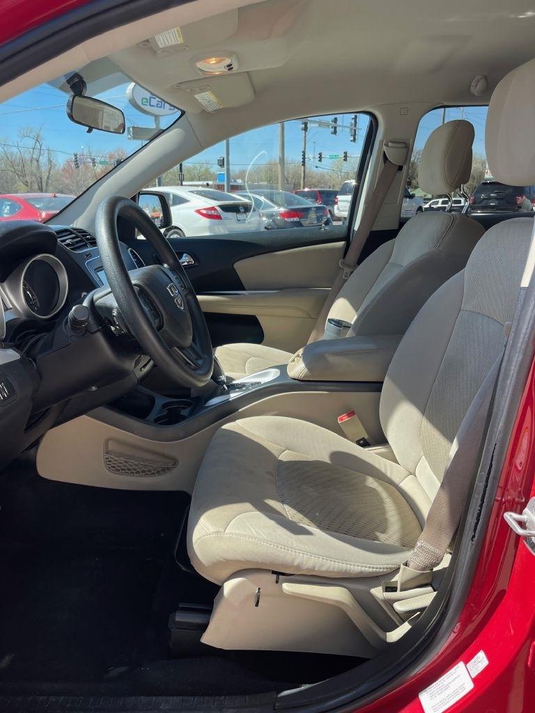Dodge Journey FWD 4dr SXT 2012