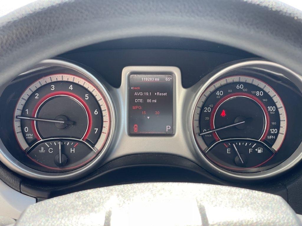 Dodge Journey FWD 4dr SXT 2012