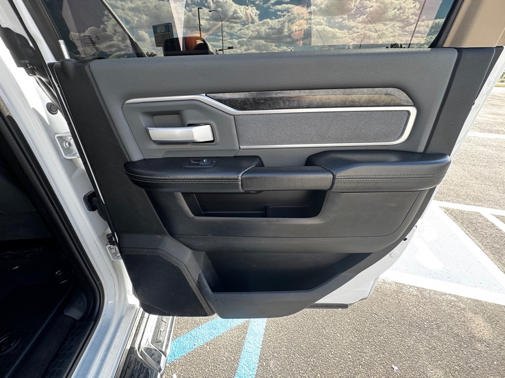 2020 Ram 2500 Tradesman photo 32