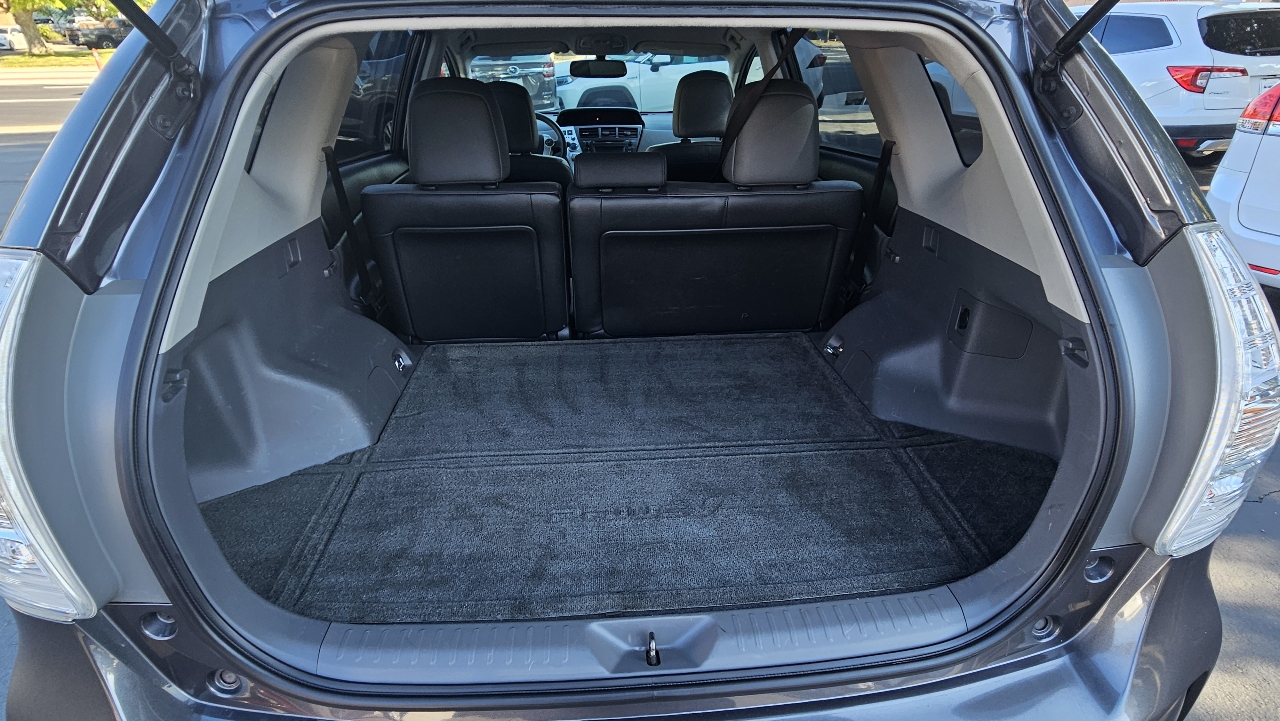 2012 Toyota Prius V Five photo 18