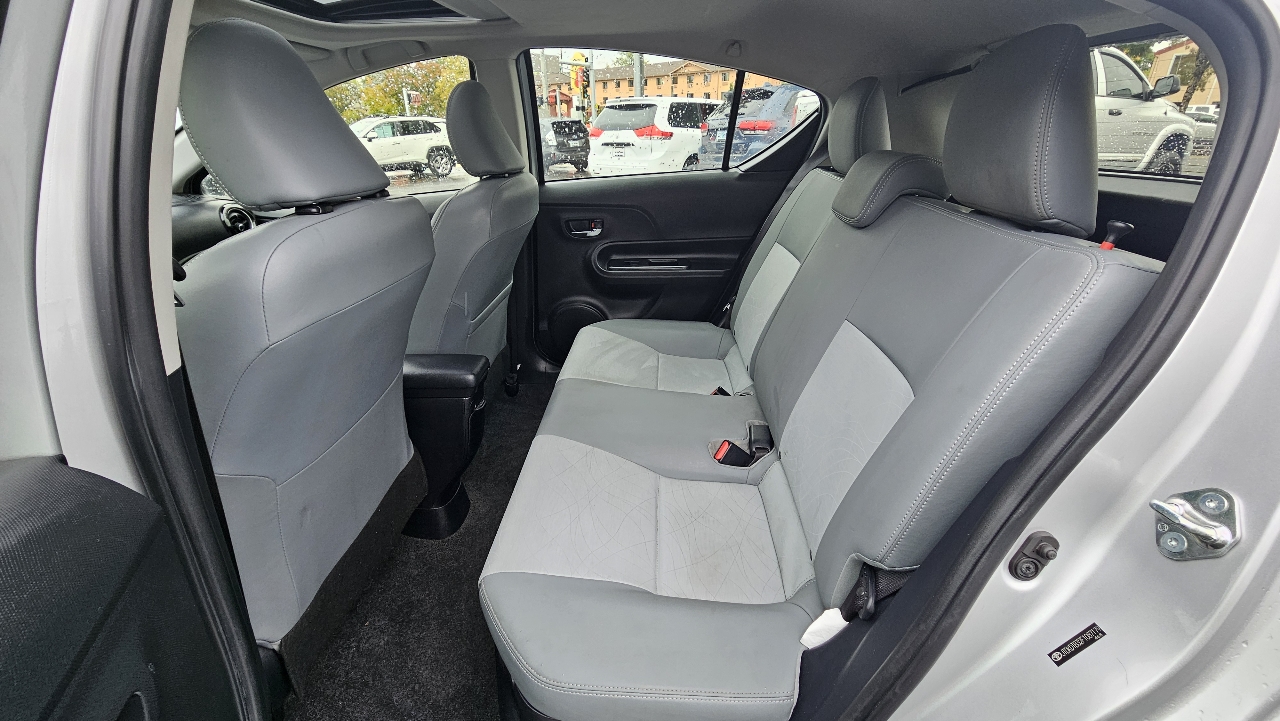 2015 Toyota Prius C Four photo 18