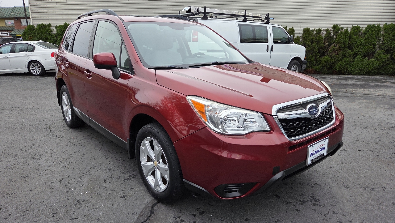 2015 Subaru Forester 2.5i Premium photo 4