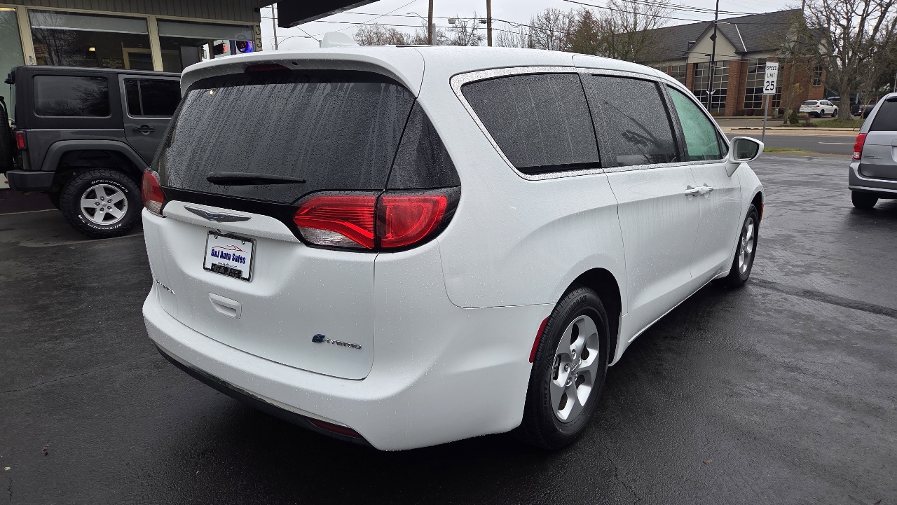 Chrysler Pacifica Hybrid Touring Plus FWD 2017