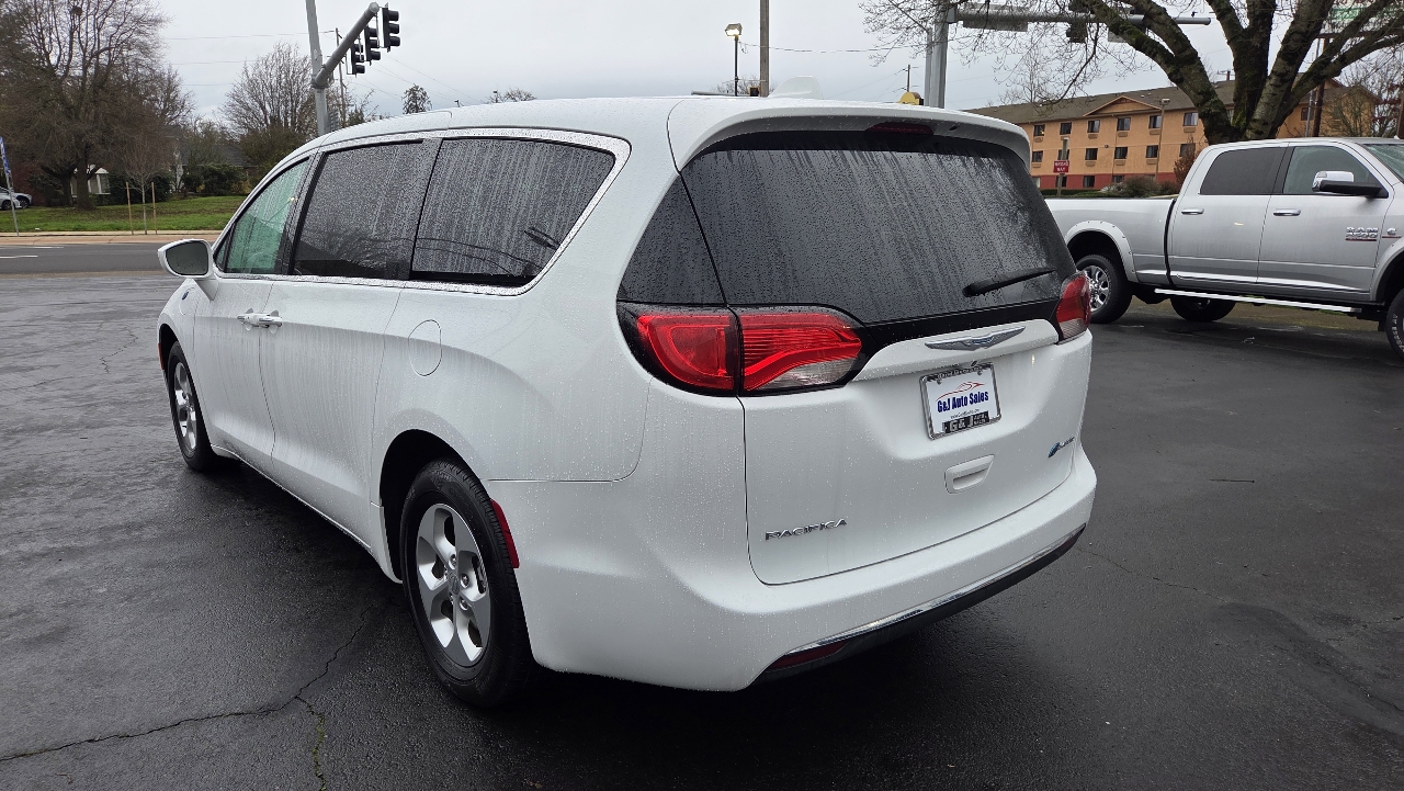 Chrysler Pacifica Hybrid Touring Plus FWD 2017