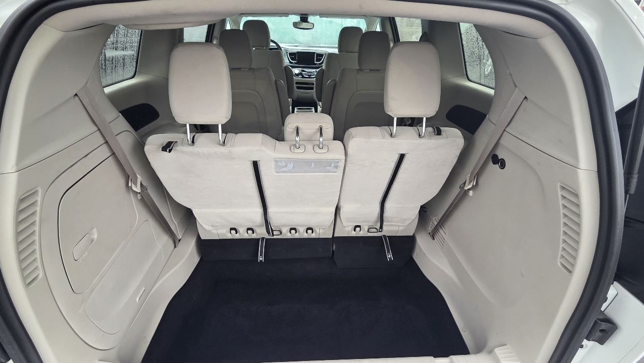 Chrysler Pacifica Hybrid Touring Plus FWD 2017