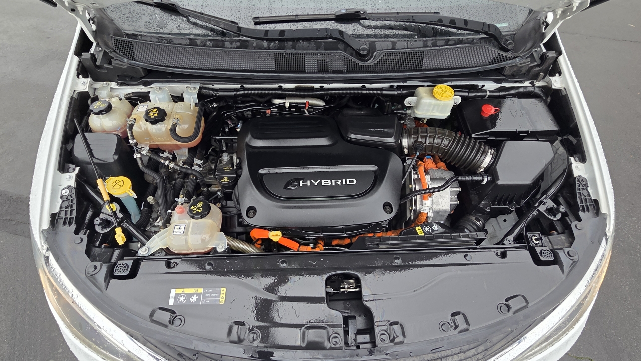 Chrysler Pacifica Hybrid Touring Plus FWD 2017