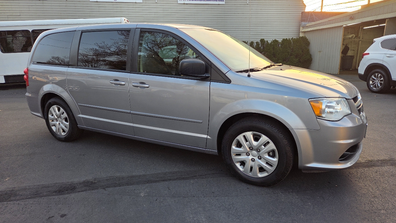 Dodge Grand Caravan SE 2017