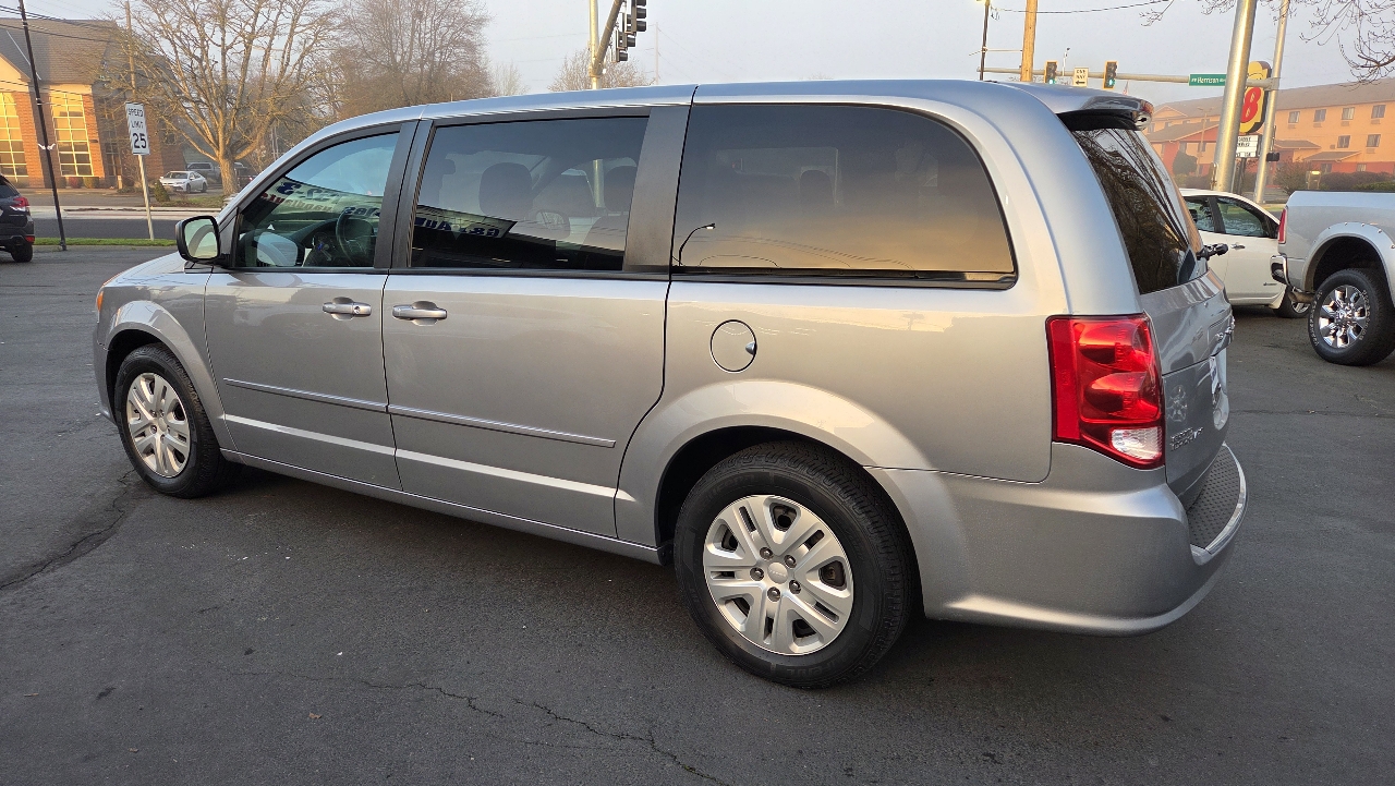 Dodge Grand Caravan SE 2017