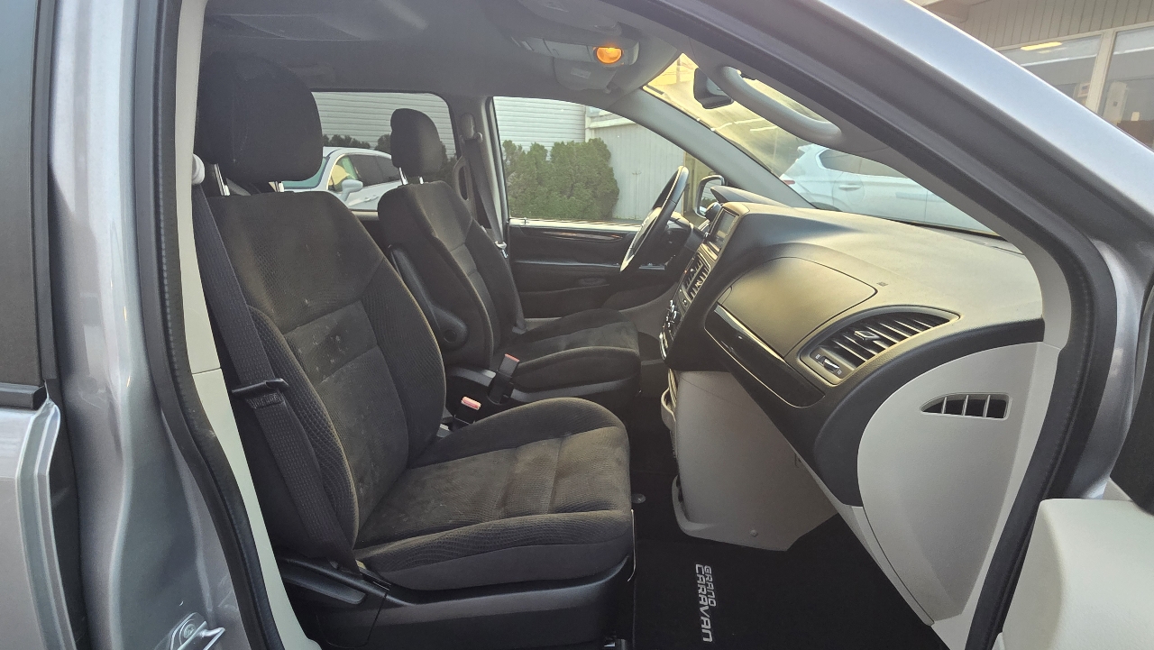 Dodge Grand Caravan SE 2017