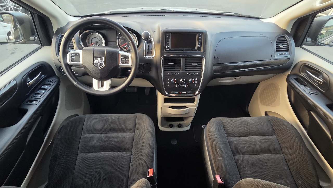 Dodge Grand Caravan SE 2017