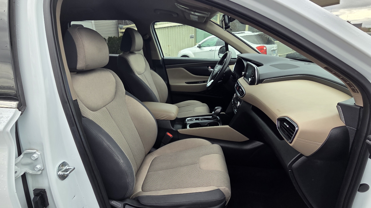 Hyundai Santa Fe SEL 2.4L Auto AWD 2019