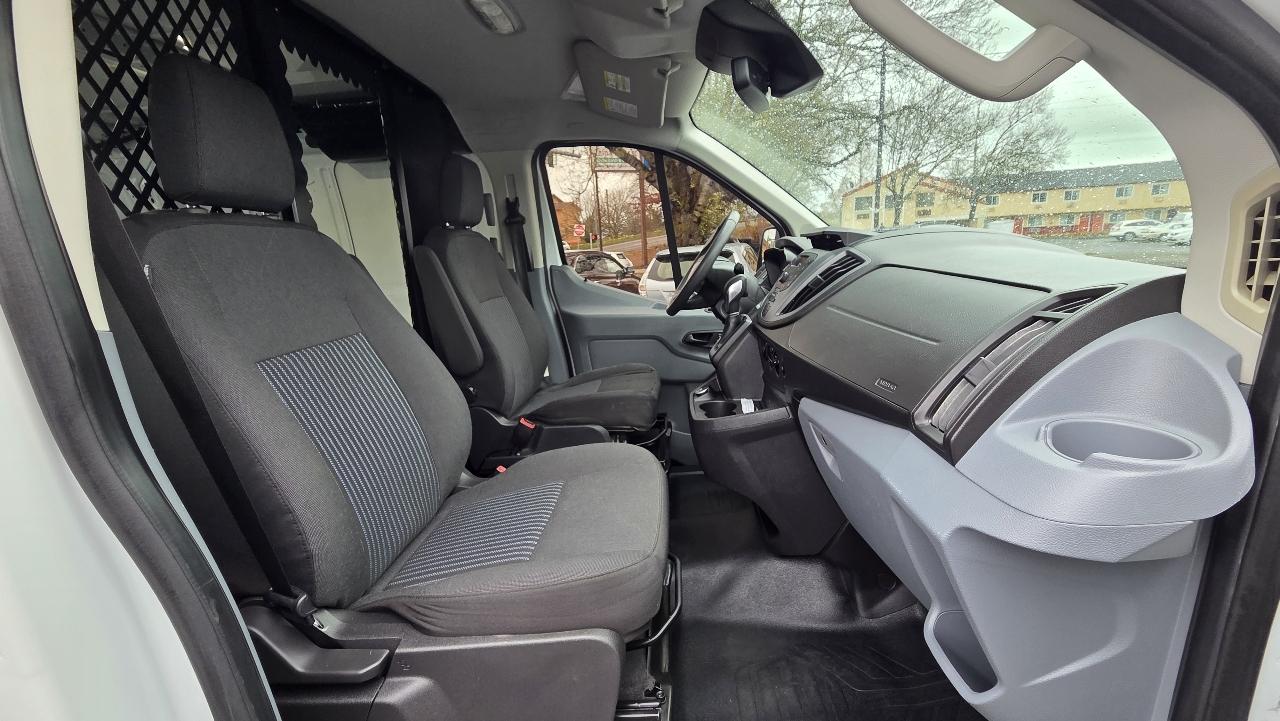 Ford Transit Van T-250 130" Low Rf 9000 GVWR Swing-Out RH Dr 2018