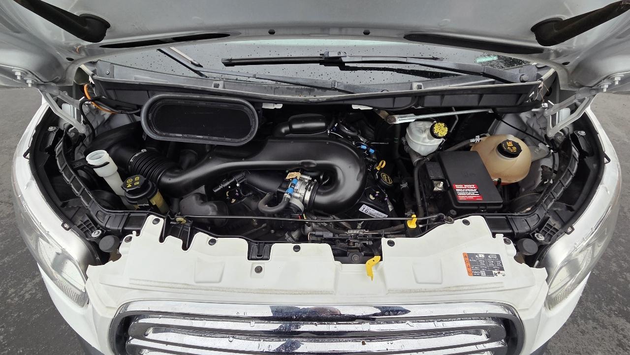 Ford Transit Van T-250 130" Low Rf 9000 GVWR Swing-Out RH Dr 2018