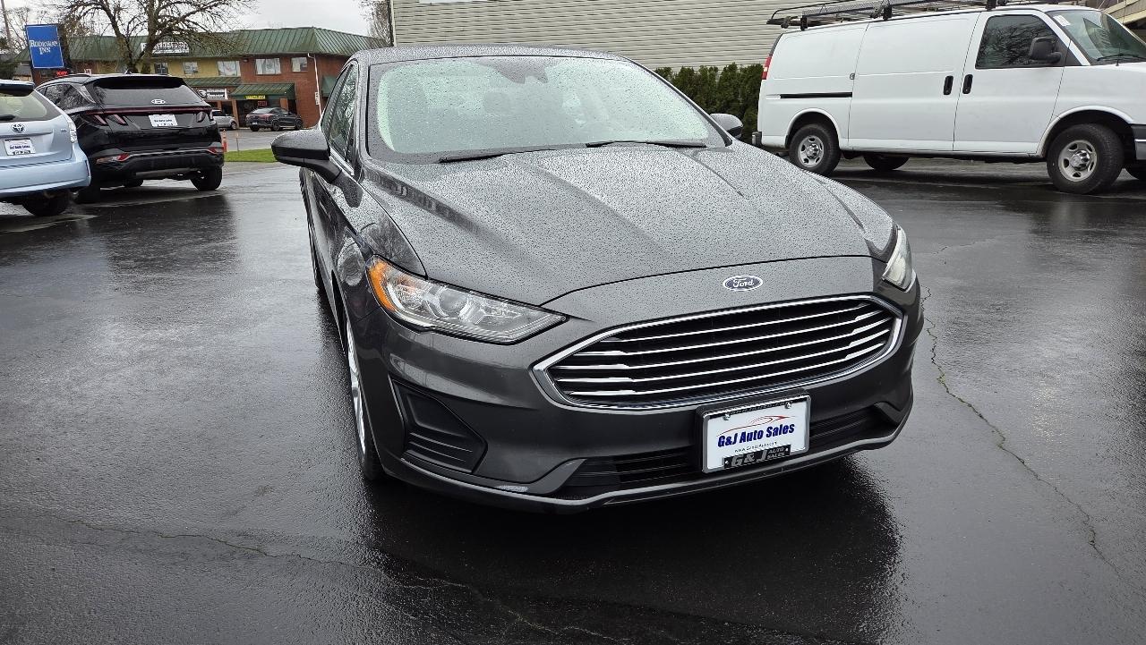 Ford Fusion Hybrid SE FWD 2019