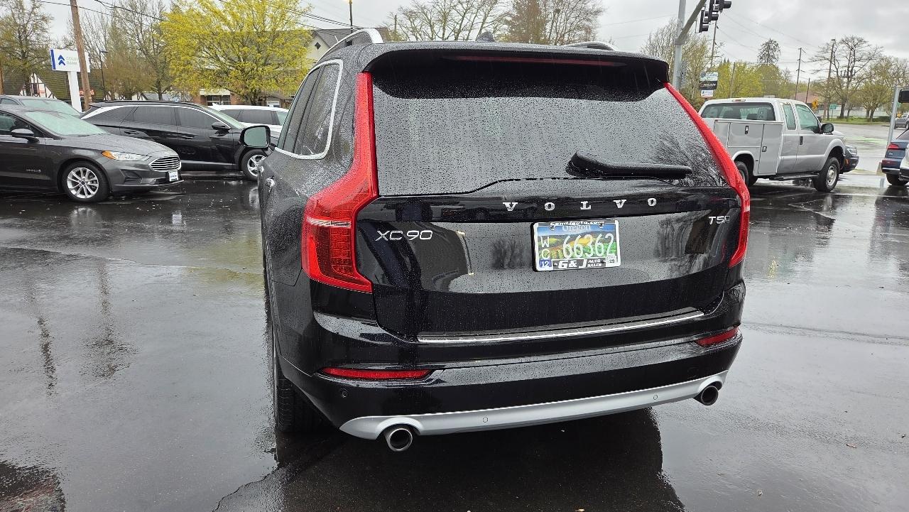 Volvo XC90 T5 AWD 7-Passenger Momentum 2018