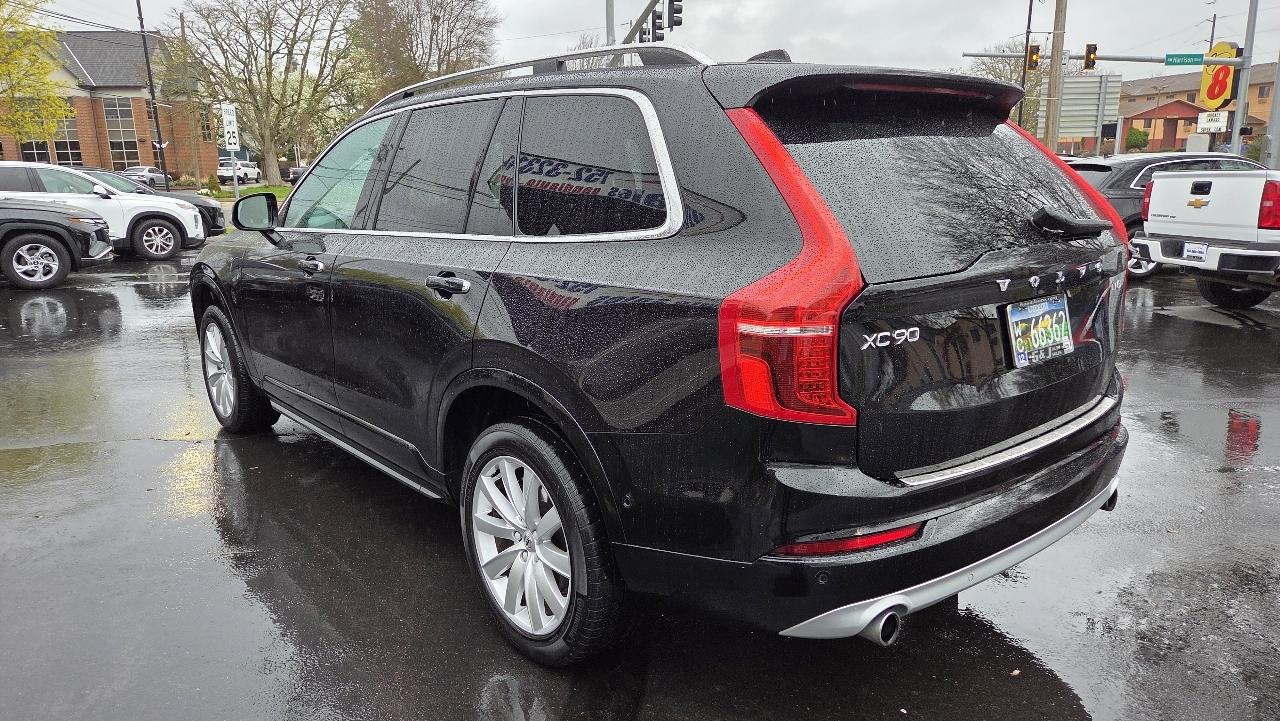 Volvo XC90 T5 AWD 7-Passenger Momentum 2018