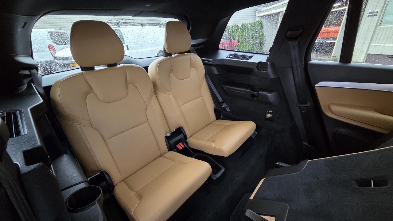 Volvo XC90 T5 AWD 7-Passenger Momentum 2018