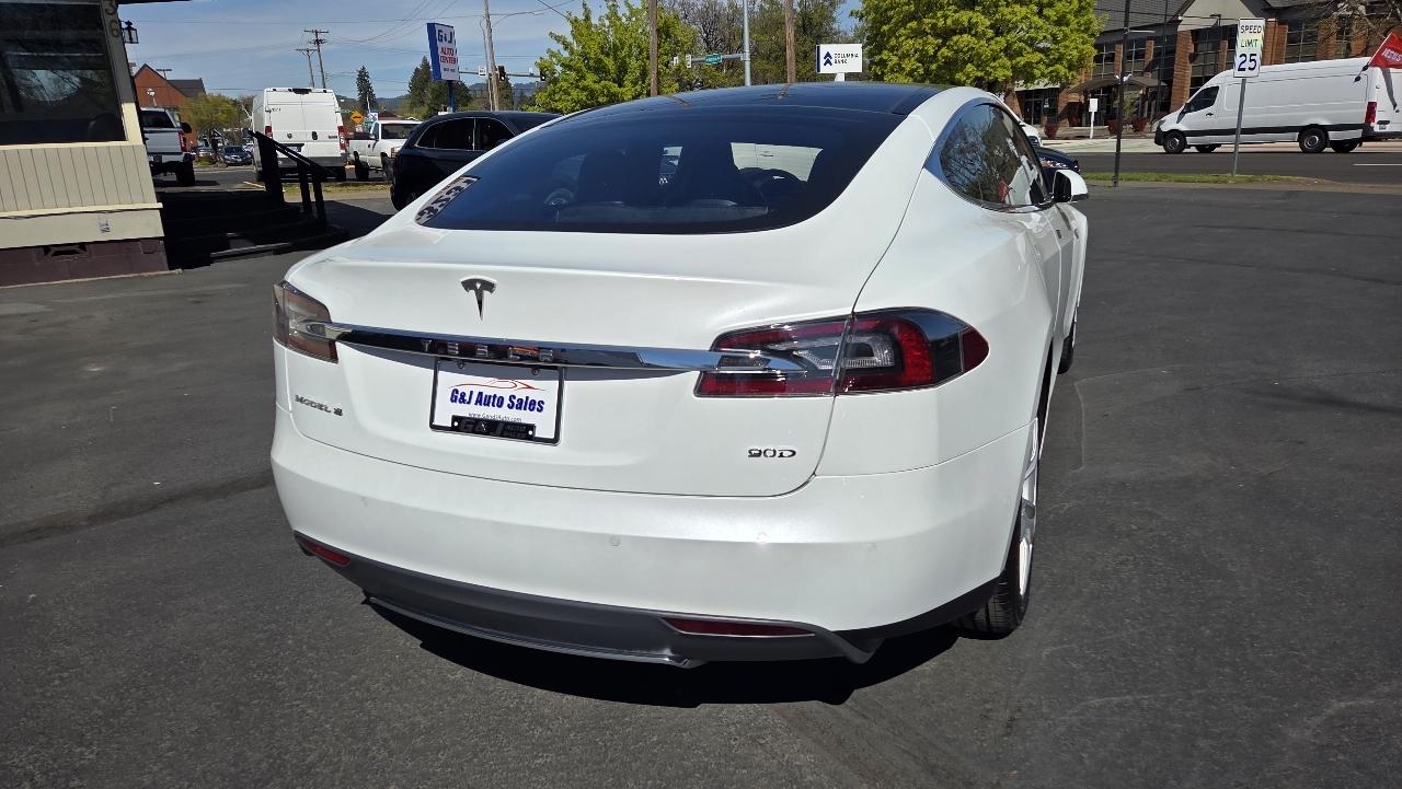 Tesla Model S  2016
