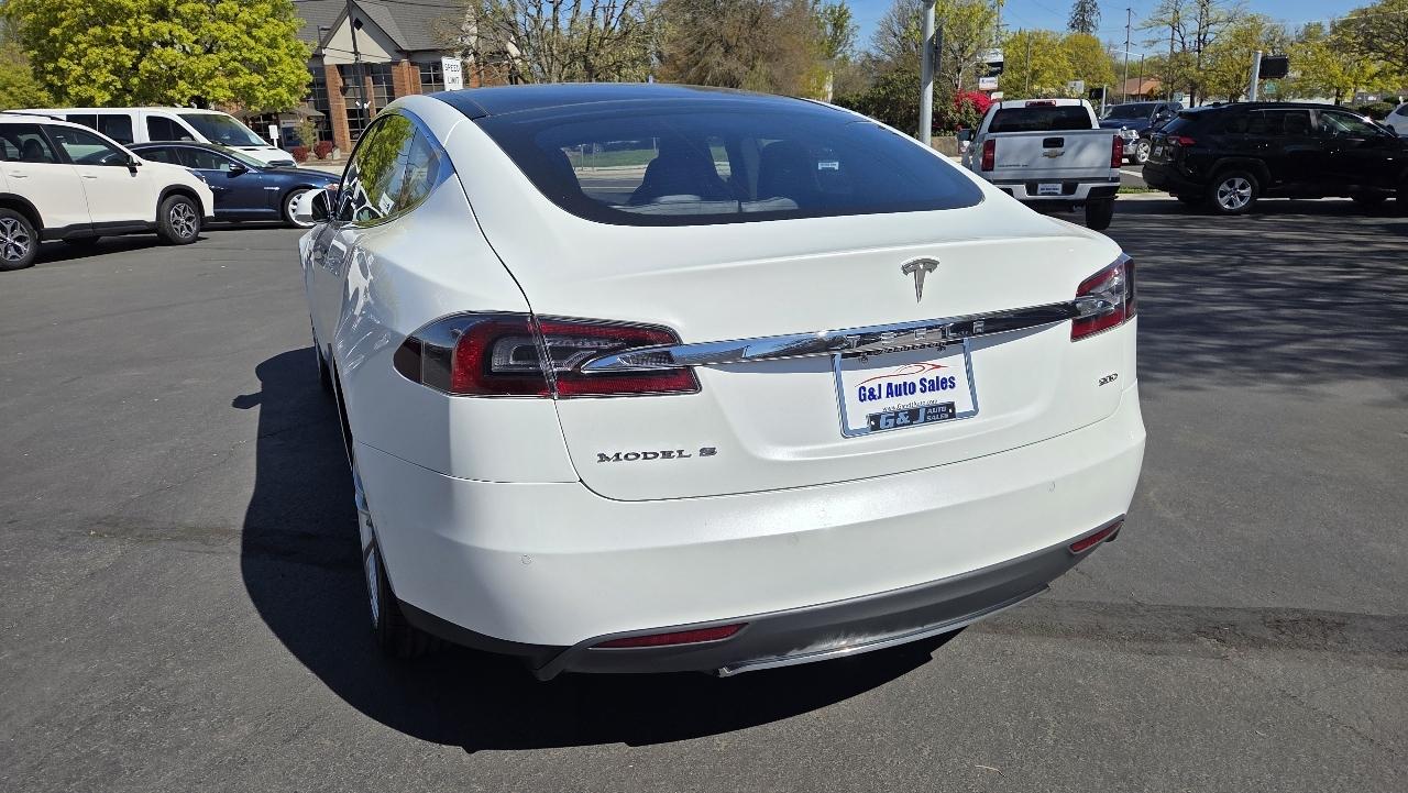 Tesla Model S  2016