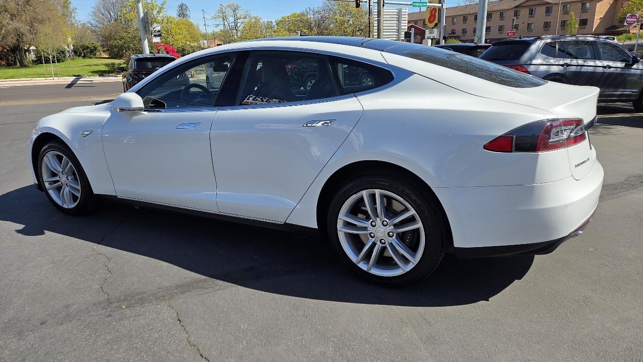 Tesla Model S  2016