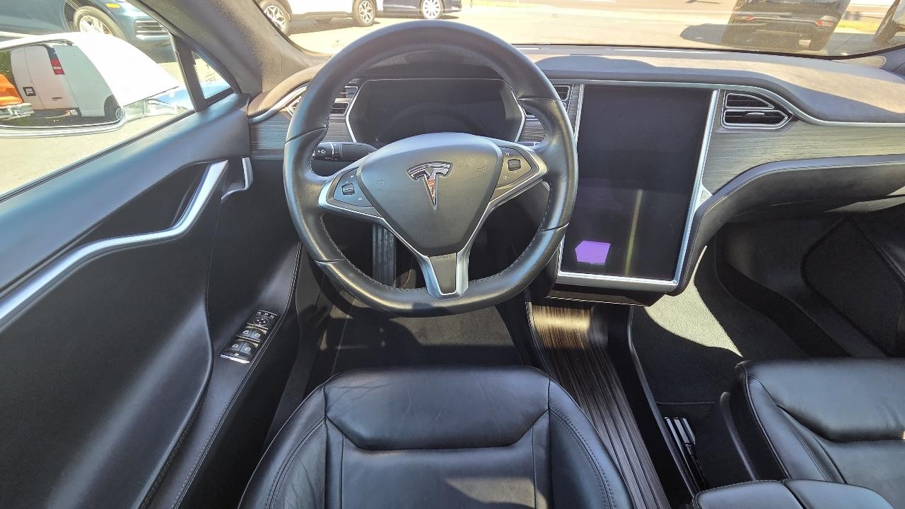 Tesla Model S  2016
