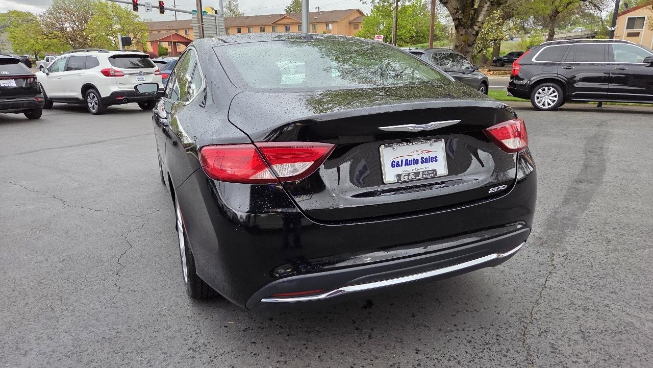 Chrysler 200 Limited 2015